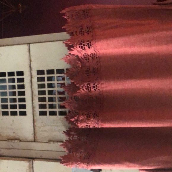 Southern grace rust colored top - Picture 2 of 2